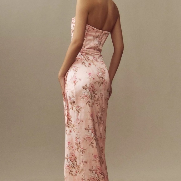 V. Chapman June Dress in Peach Tapestry - Picture 4 of 5